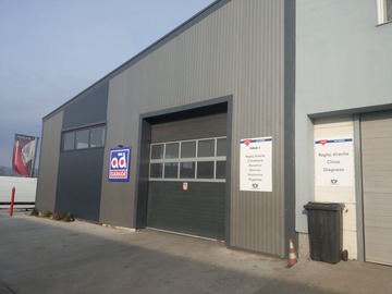 Cladire front